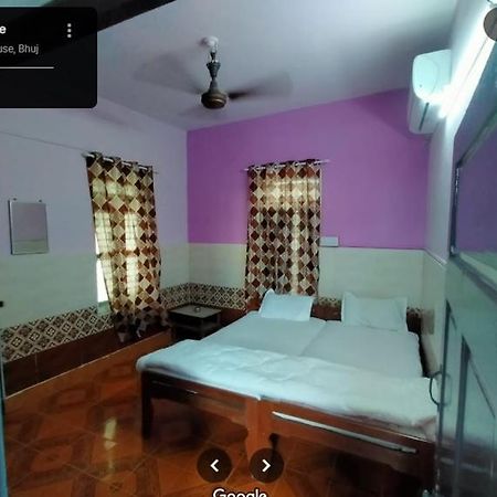 City Guest House 普杰 外观 照片